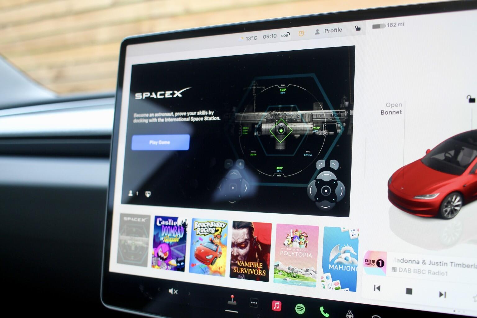 Tesla Model 3 view 31