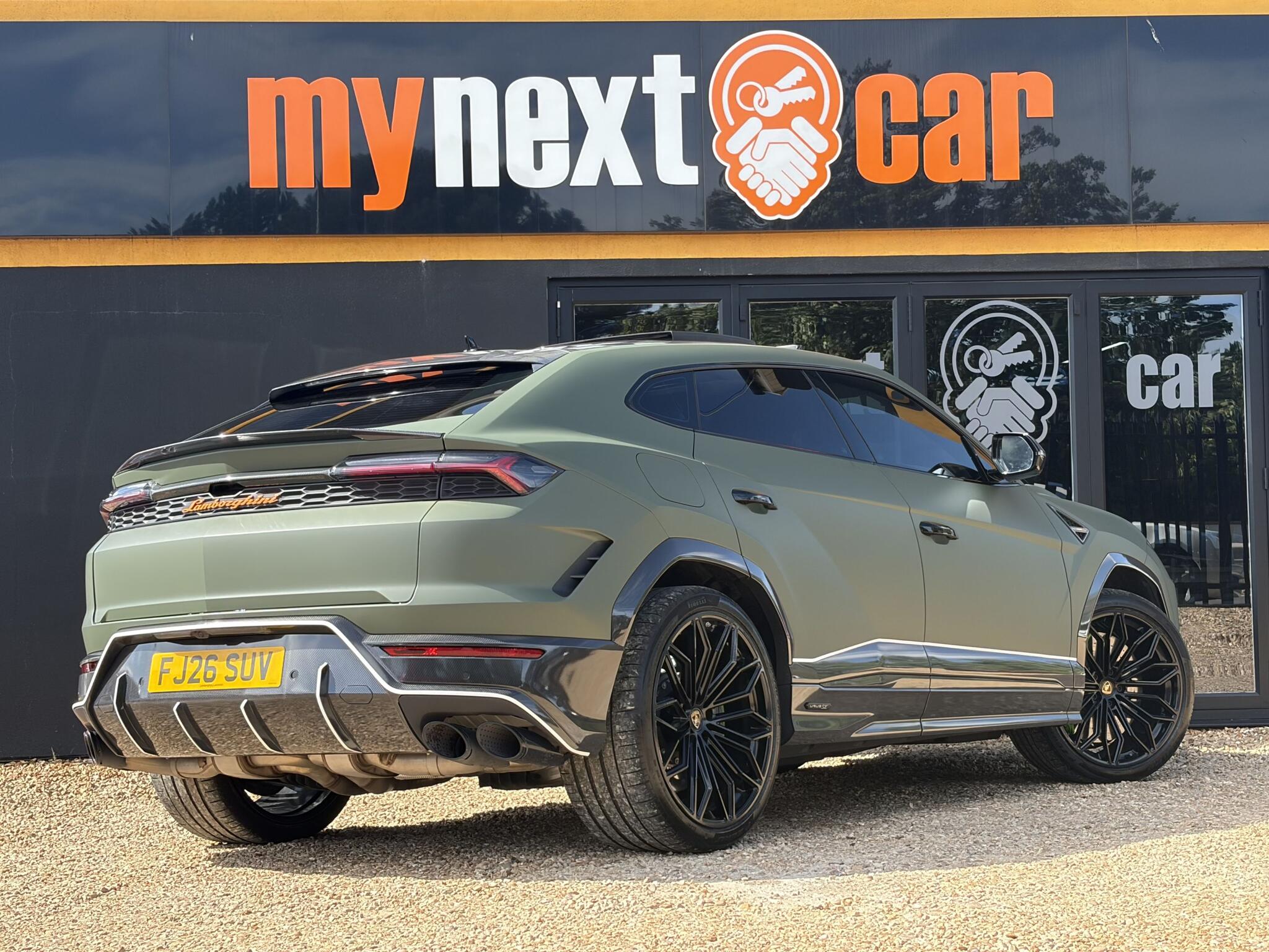 Lamborghini Urus view 14