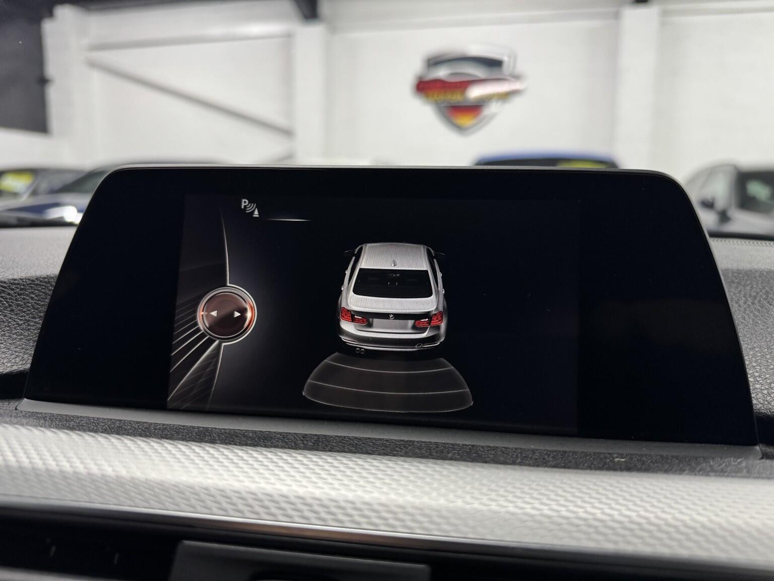 BMW 3 Series view 21