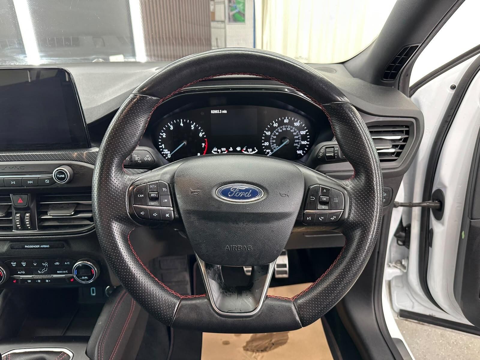 Ford Focus view 36