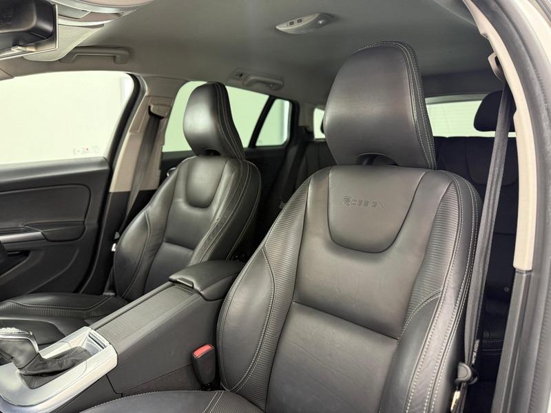2013 Volvo V60 image 20
