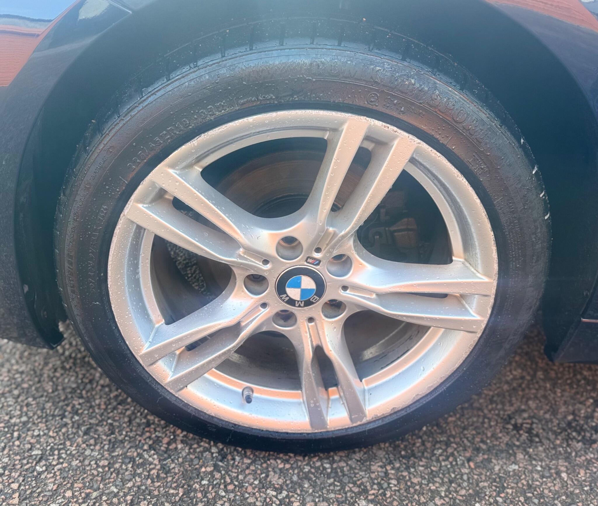 BMW 3 Series view 13