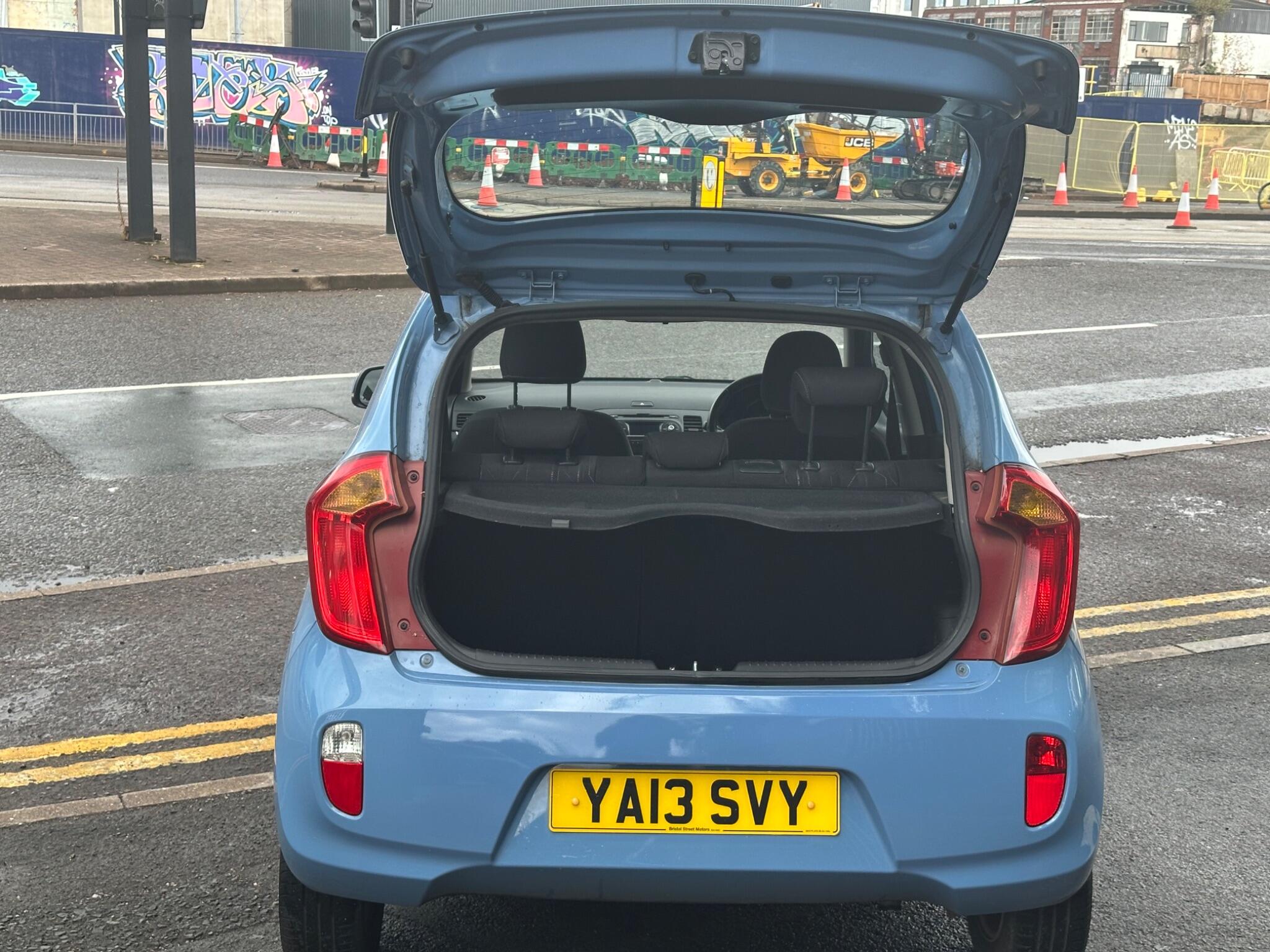 Kia Picanto view 15