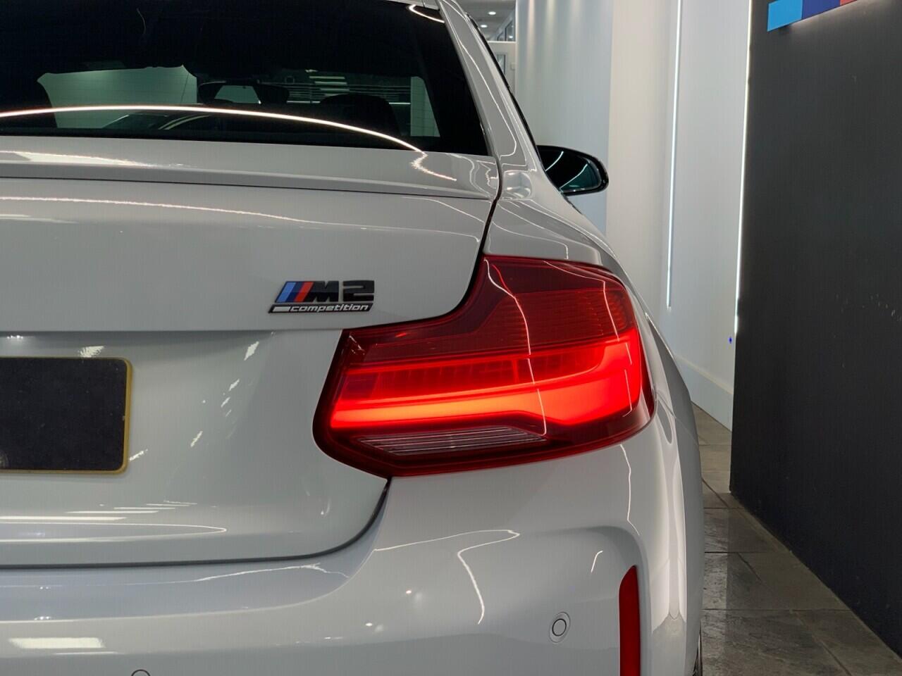 BMW M2 view 9