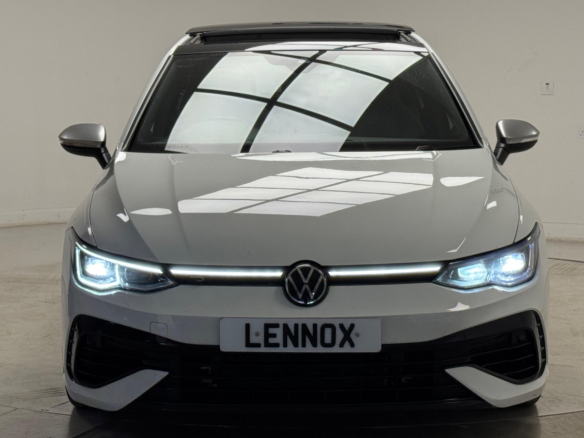 Volkswagen Golf view 2