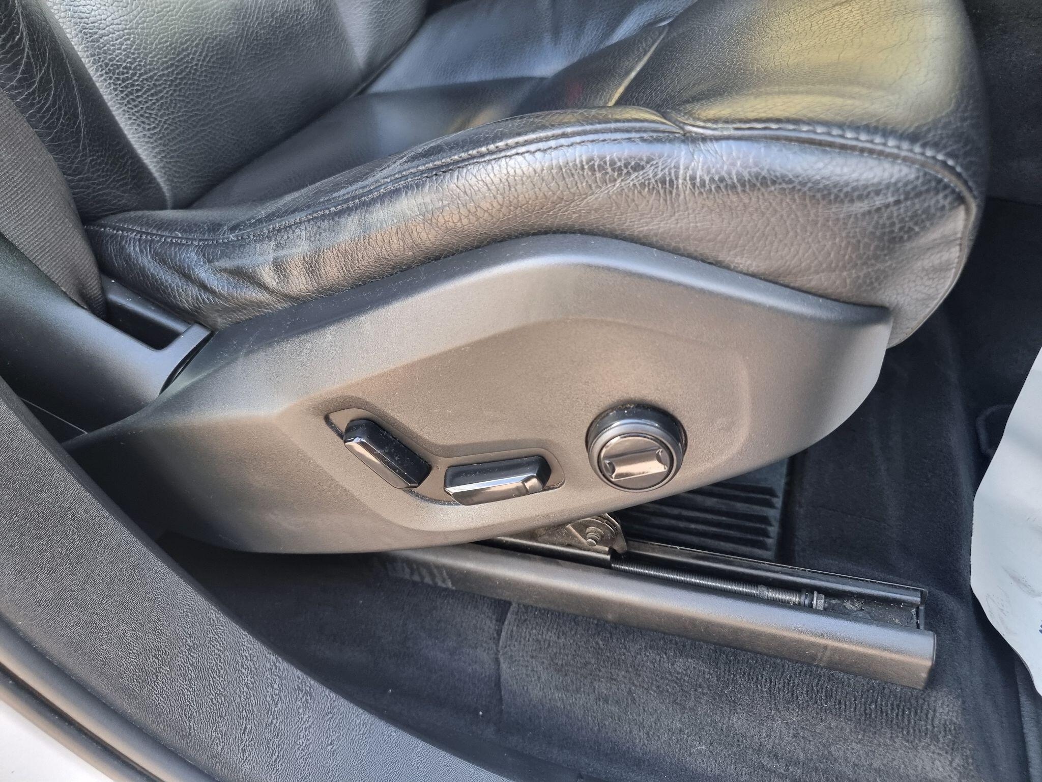 Volvo XC90 view 32