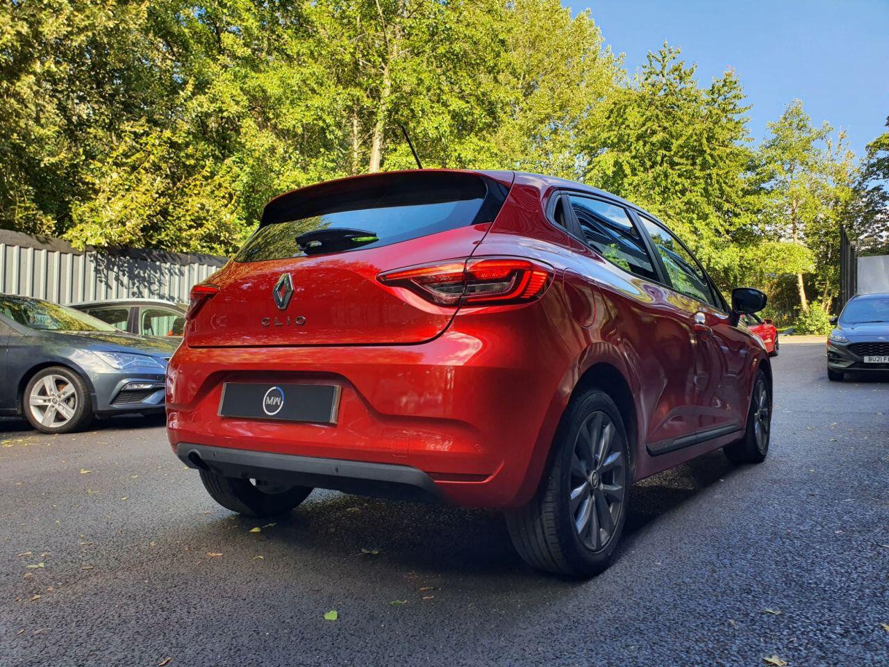 Renault Clio view 6