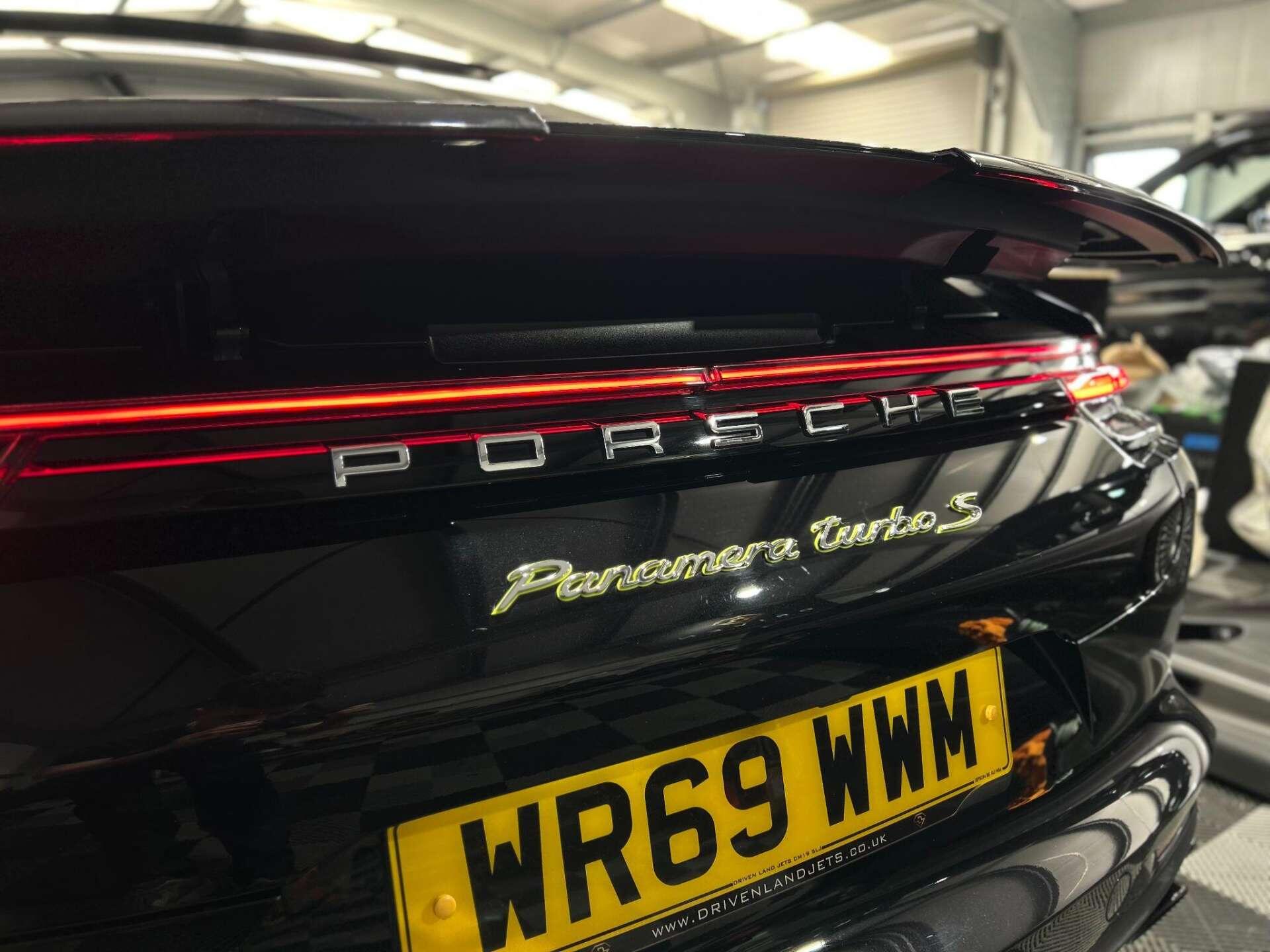 Porsche Panamera view 37