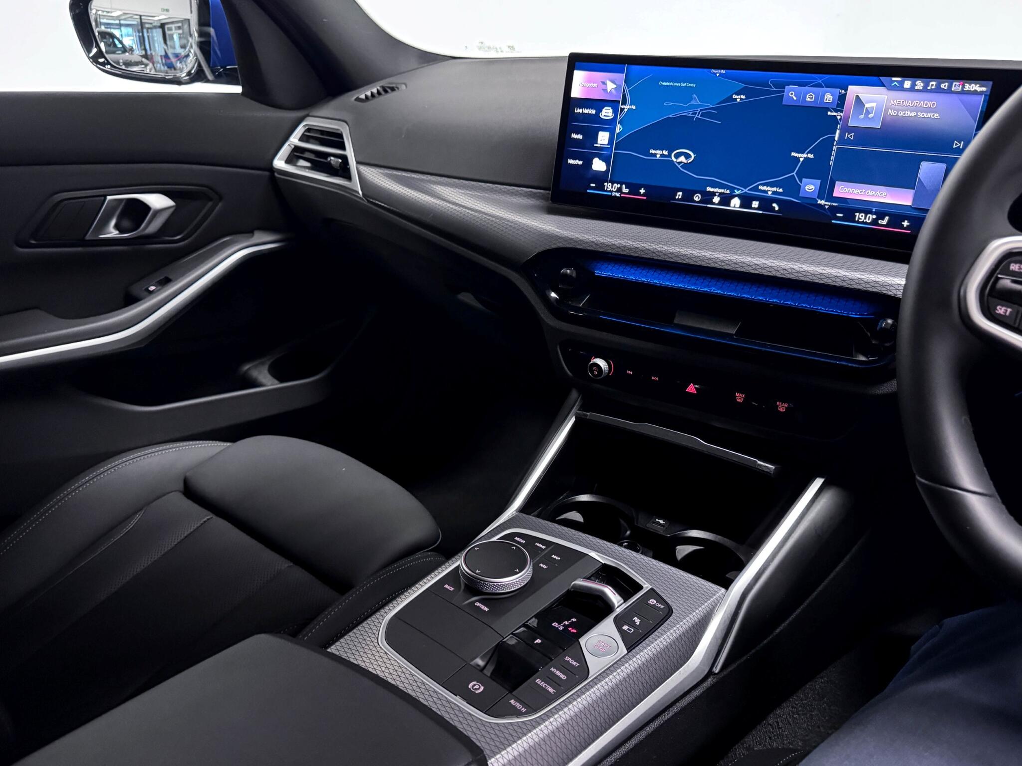 BMW 3 Series view 31