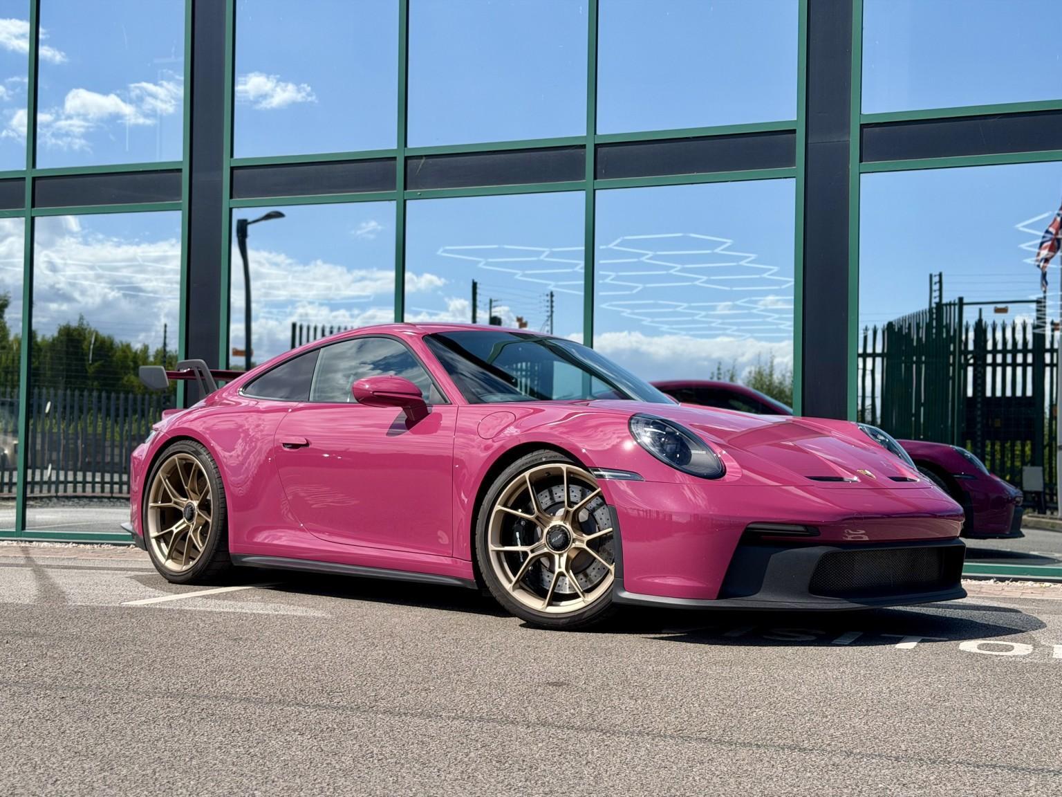 Porsche 911 view 13