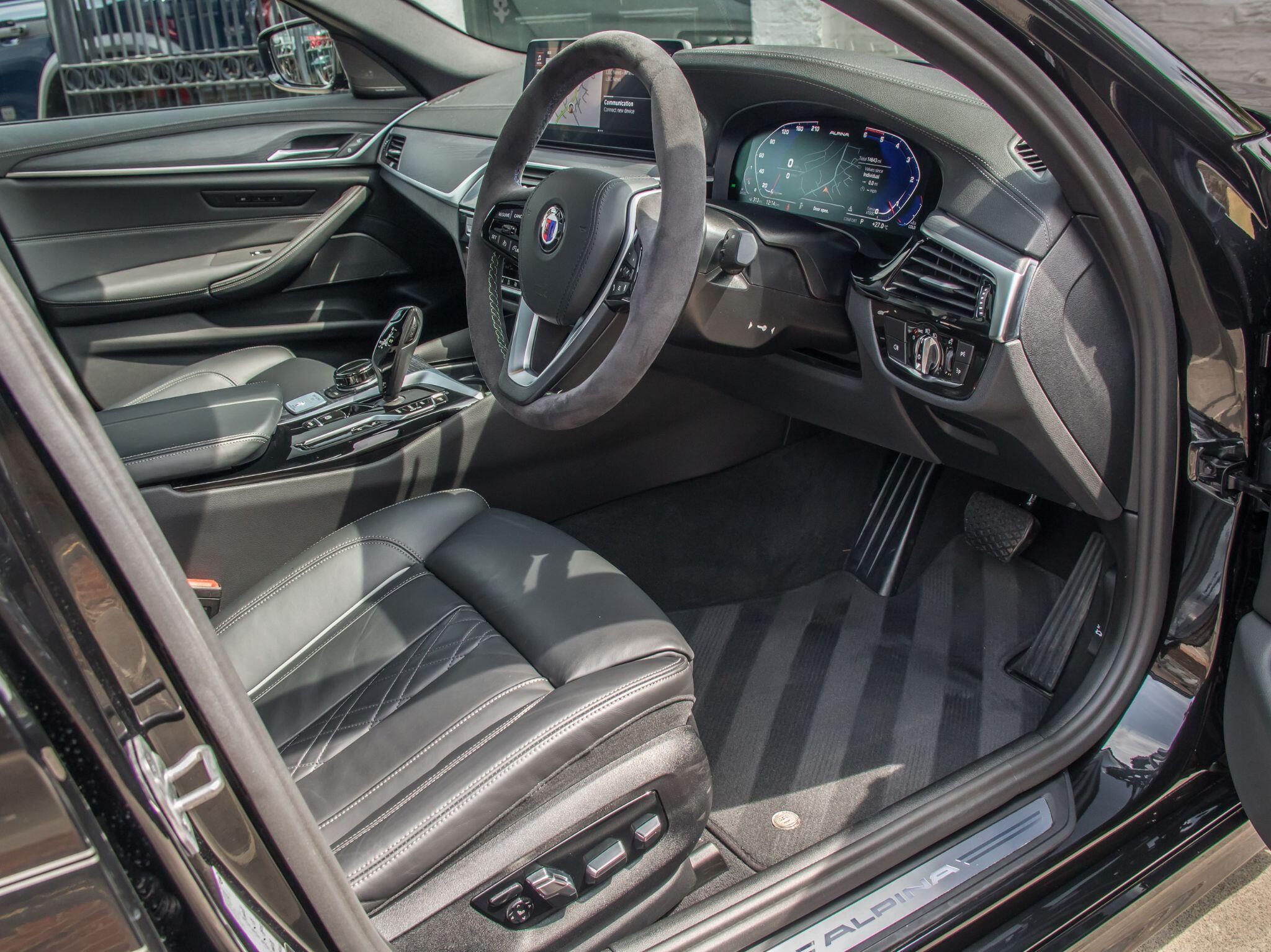 BMW Alpina D5 view 3