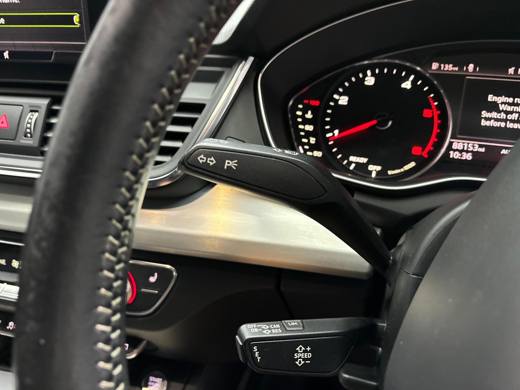 Audi Q5 view 15