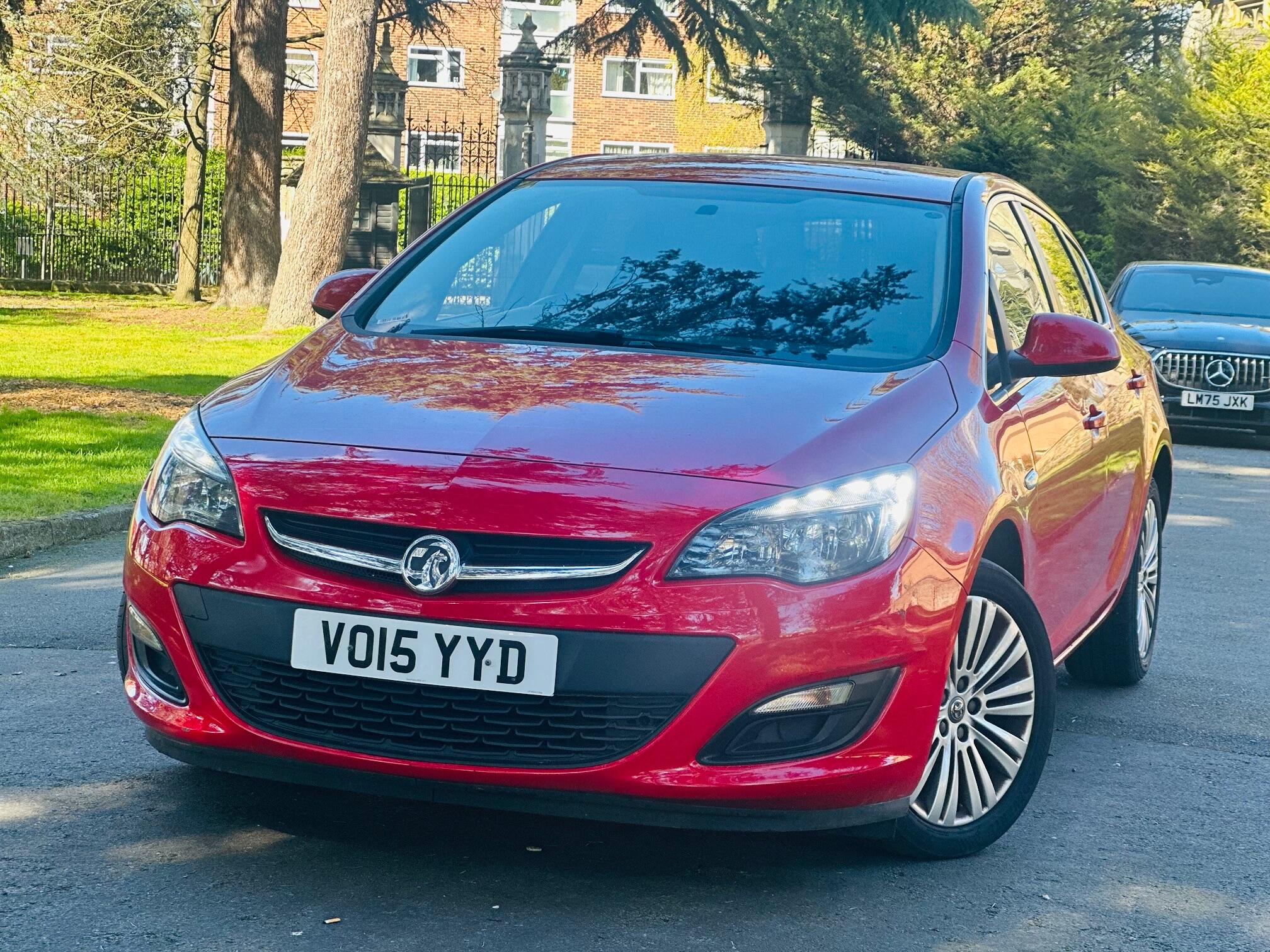 Vauxhall Astra view 5