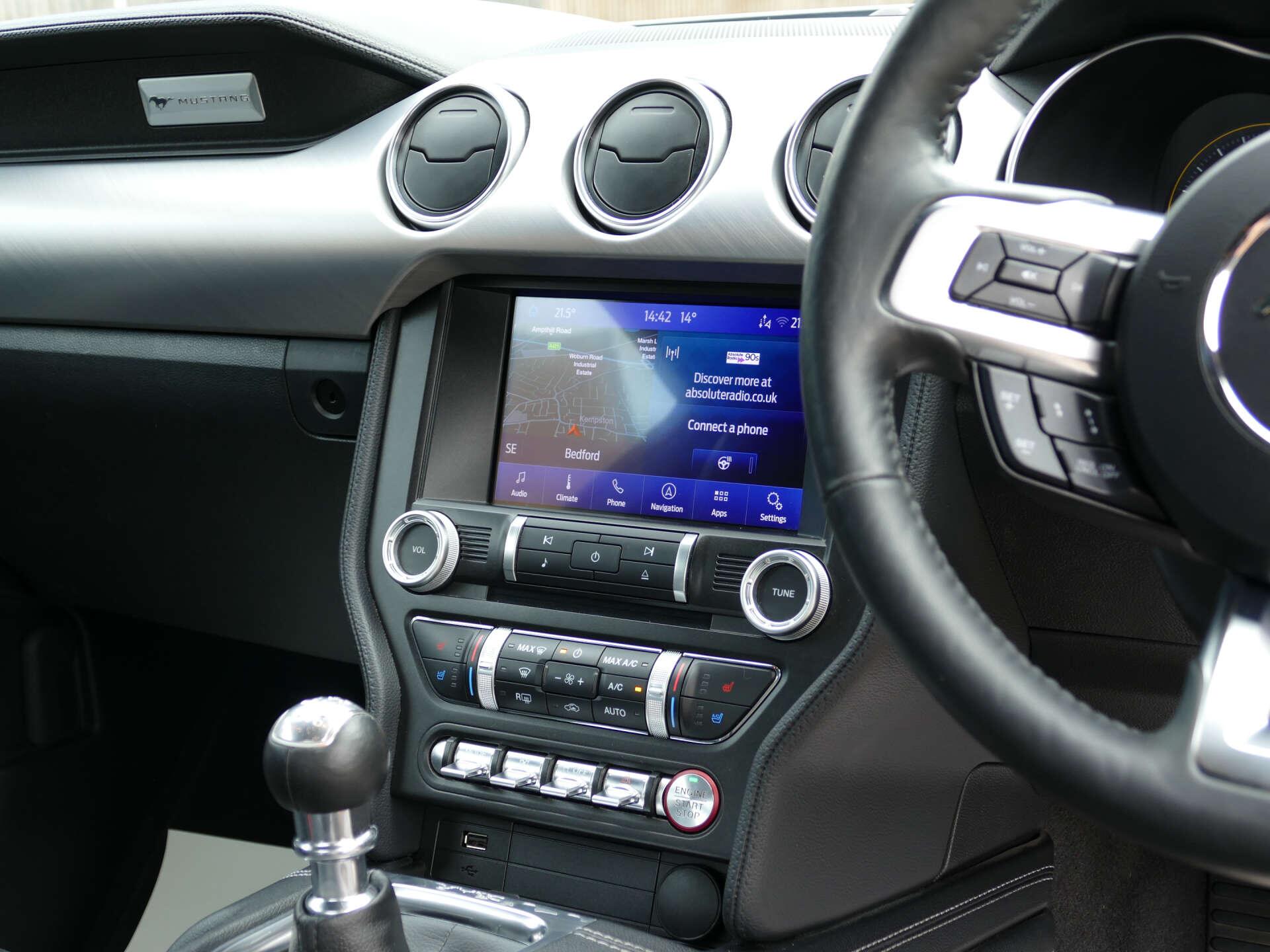 Ford Mustang view 26