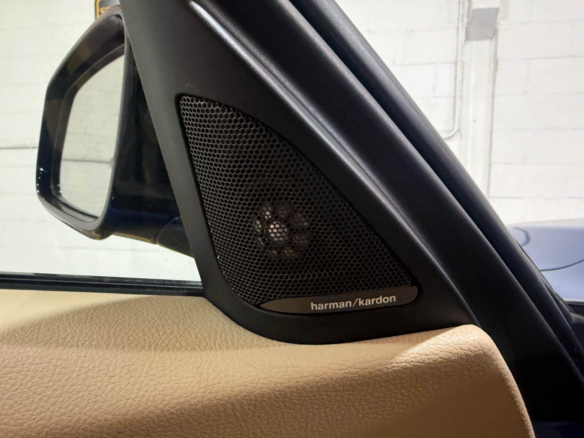 BMW 3 Series view 60