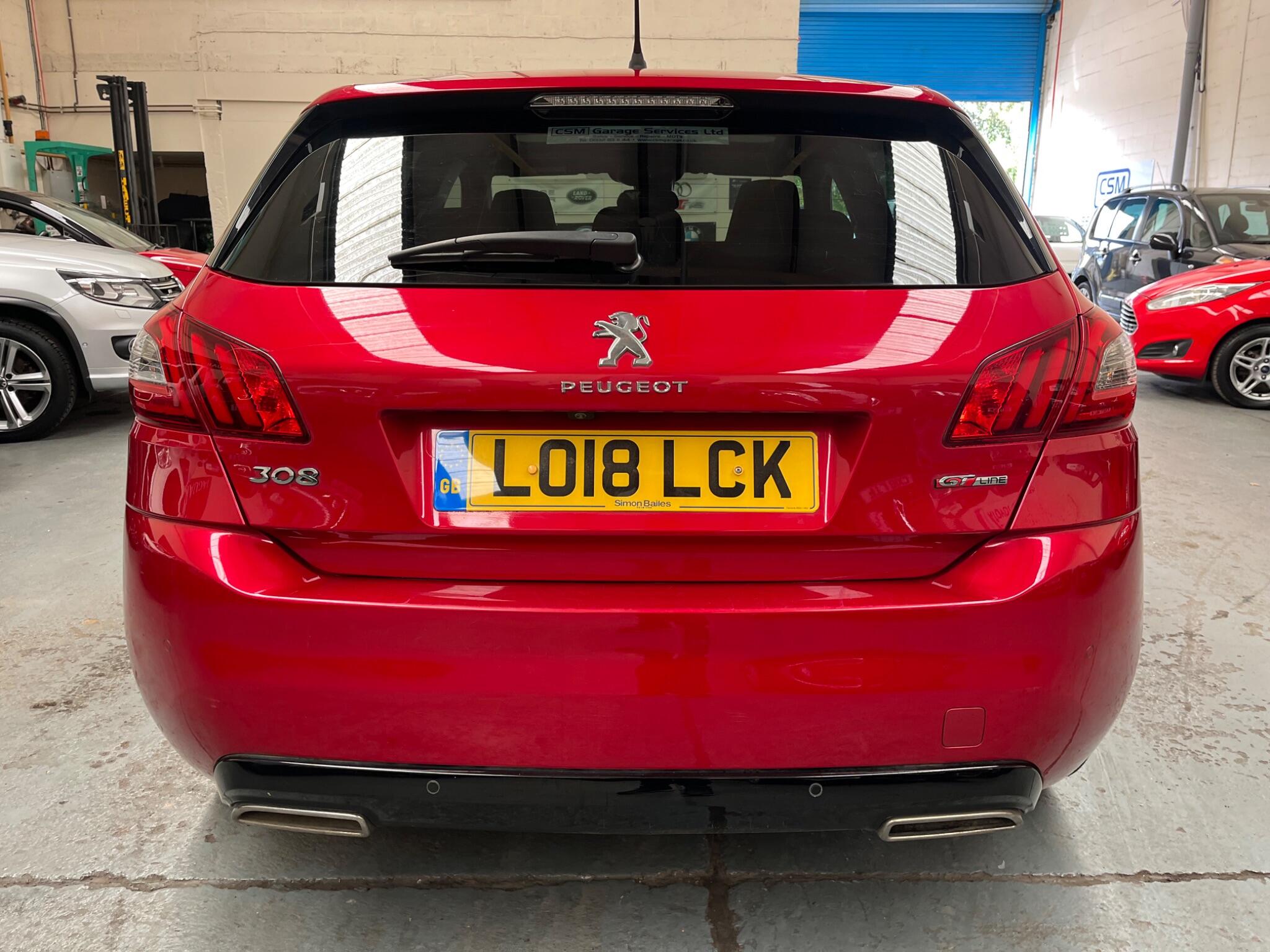 Peugeot 308 view 8