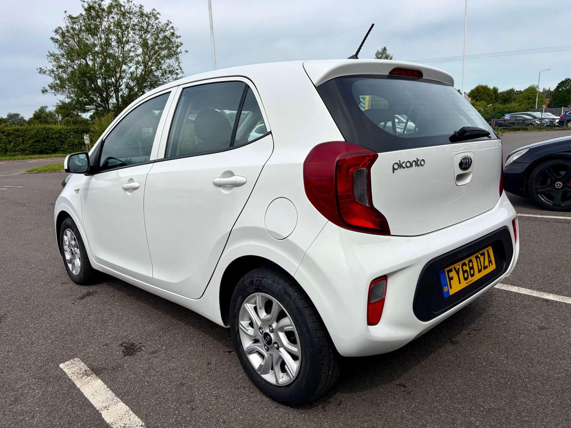 Kia Picanto view 6
