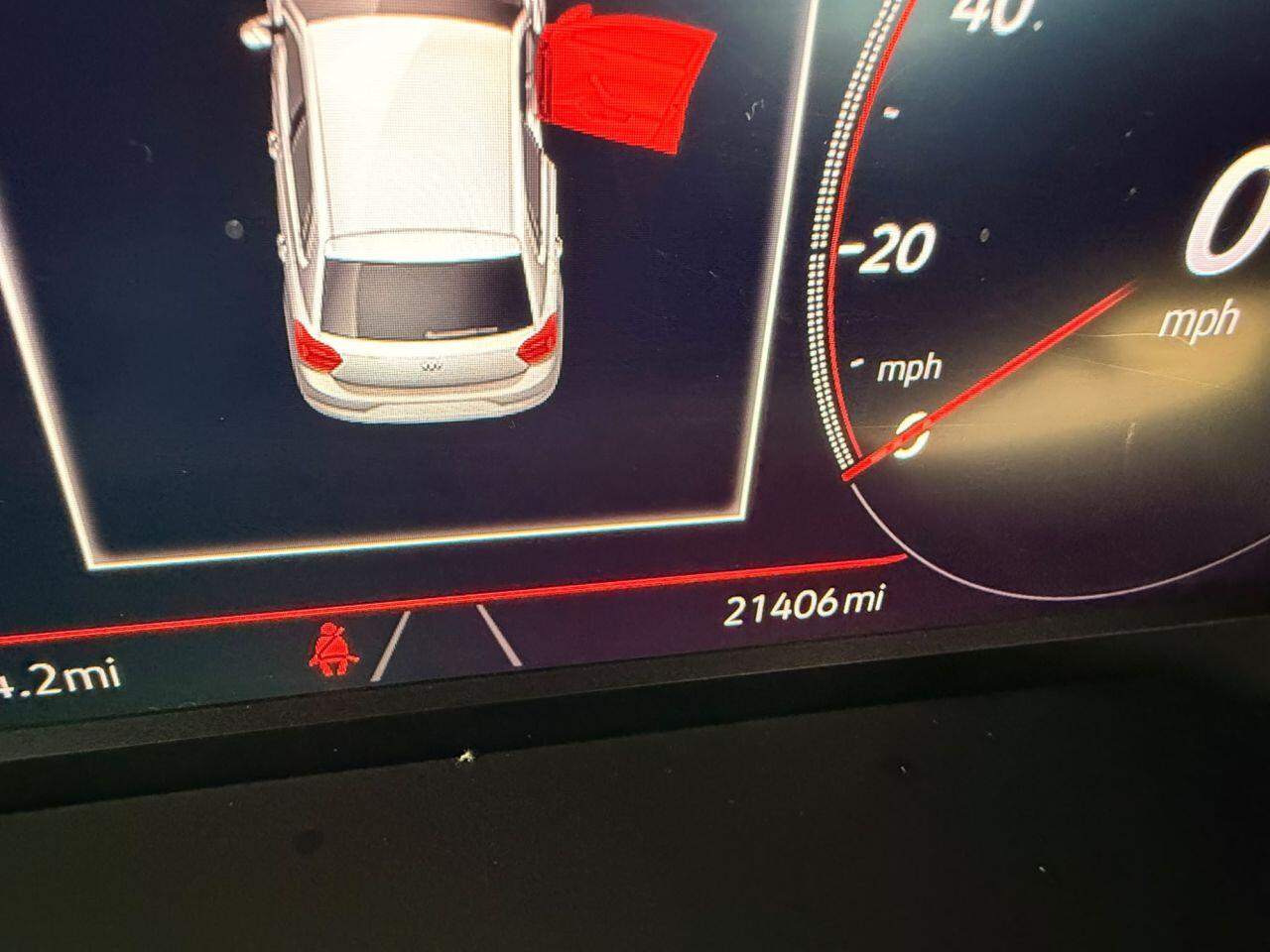 Volkswagen Polo view 11