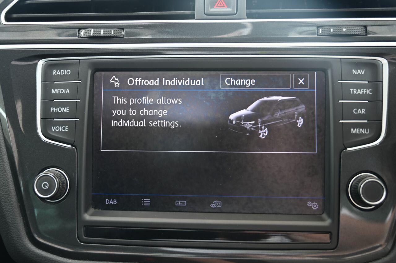 Volkswagen Tiguan view 27