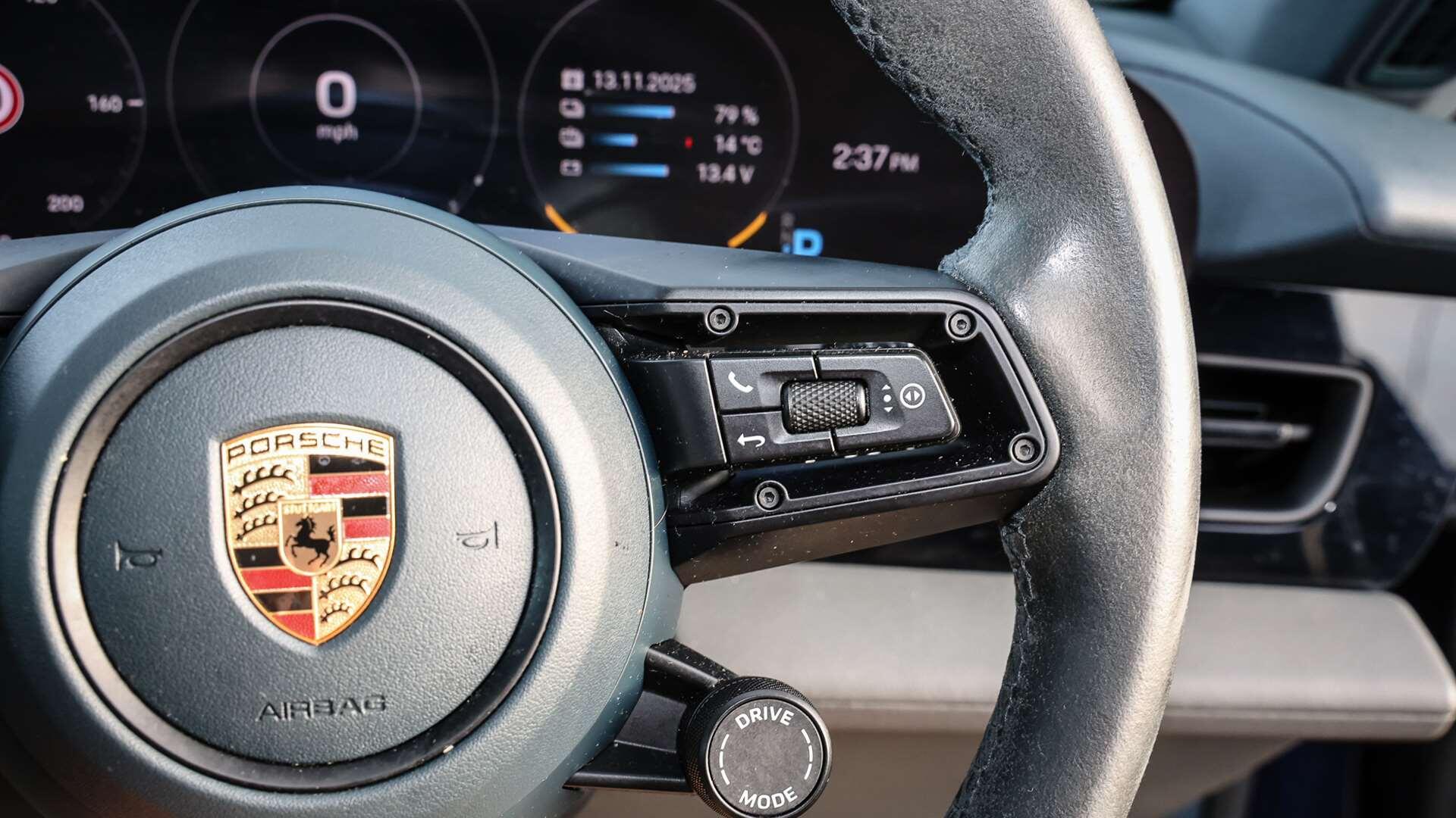 Porsche Taycan view 25