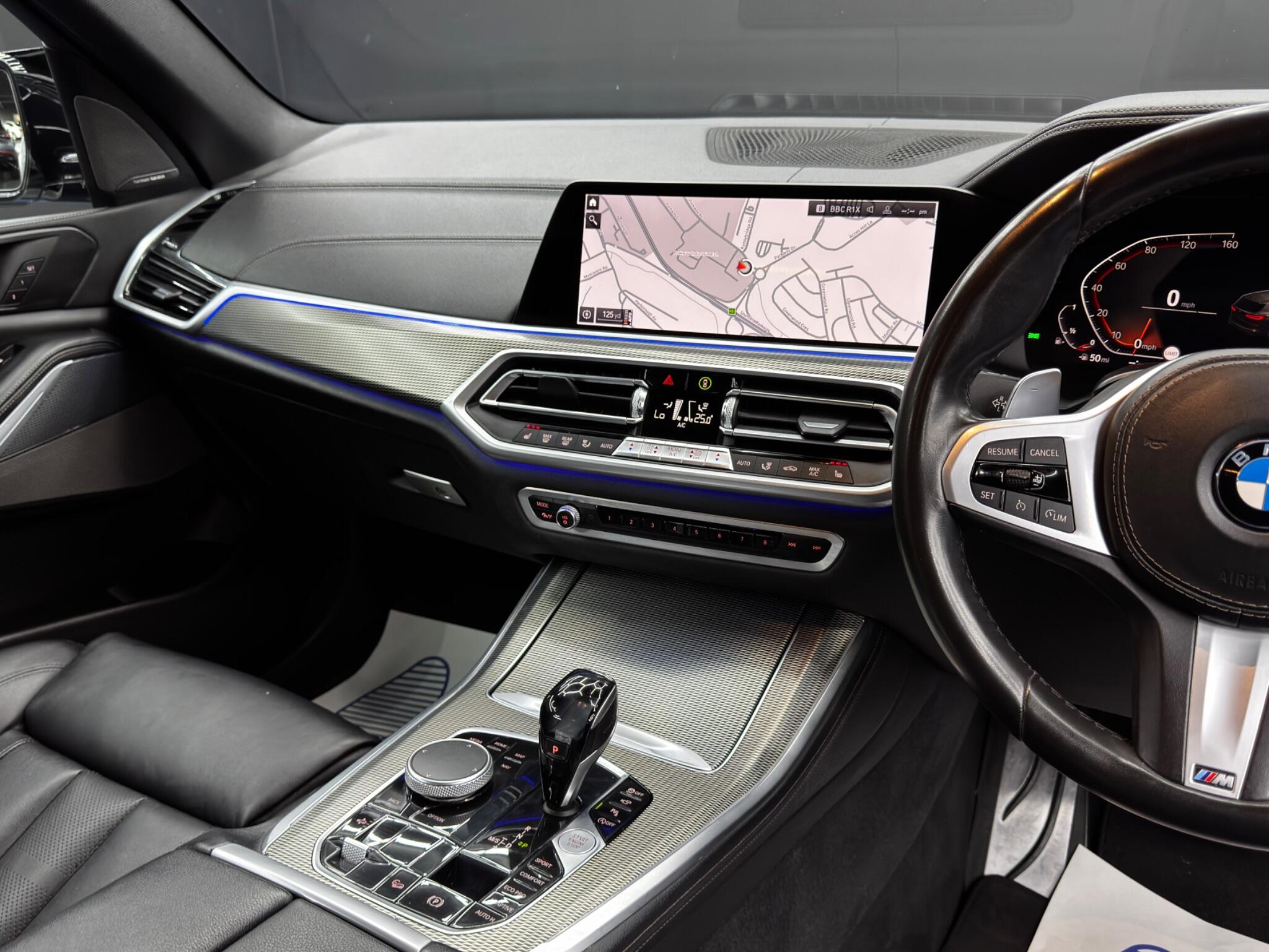 BMW X5 view 25