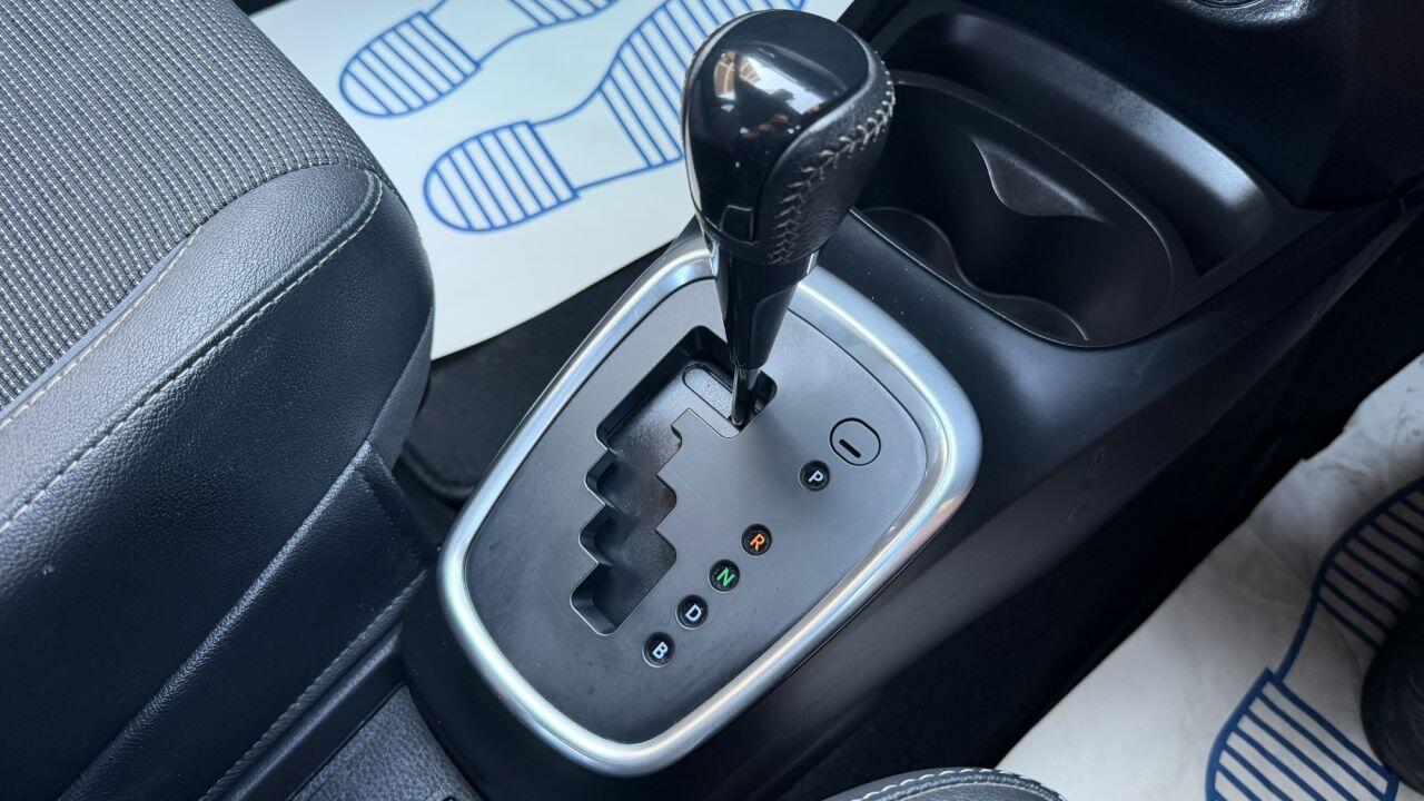 Toyota Yaris view 29