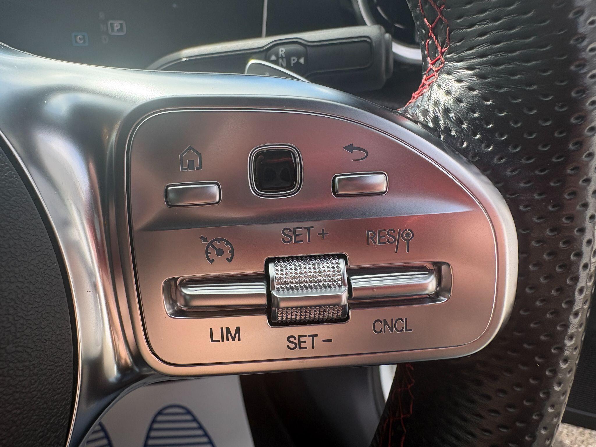 Mercedes-Benz A-Class view 31