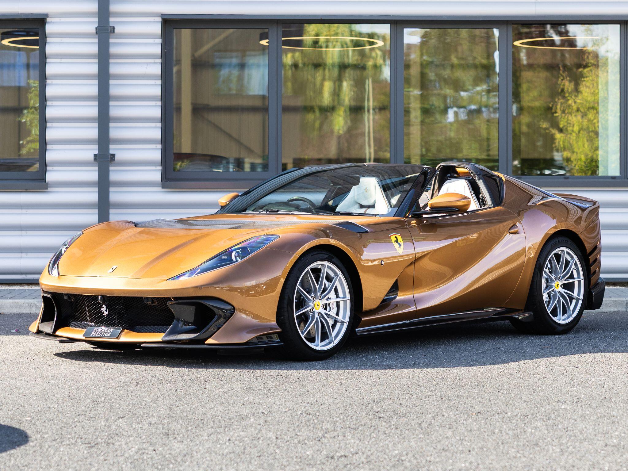 Ferrari 812 view 7