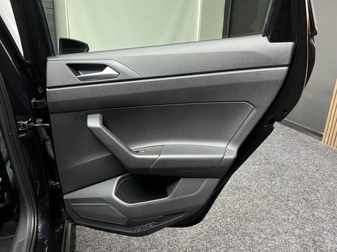 Volkswagen Polo view 41