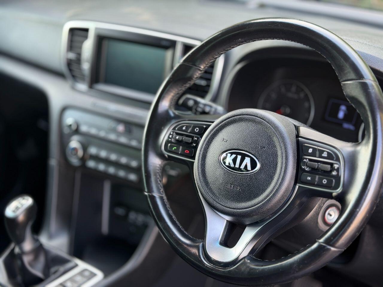 Kia Sportage view 90