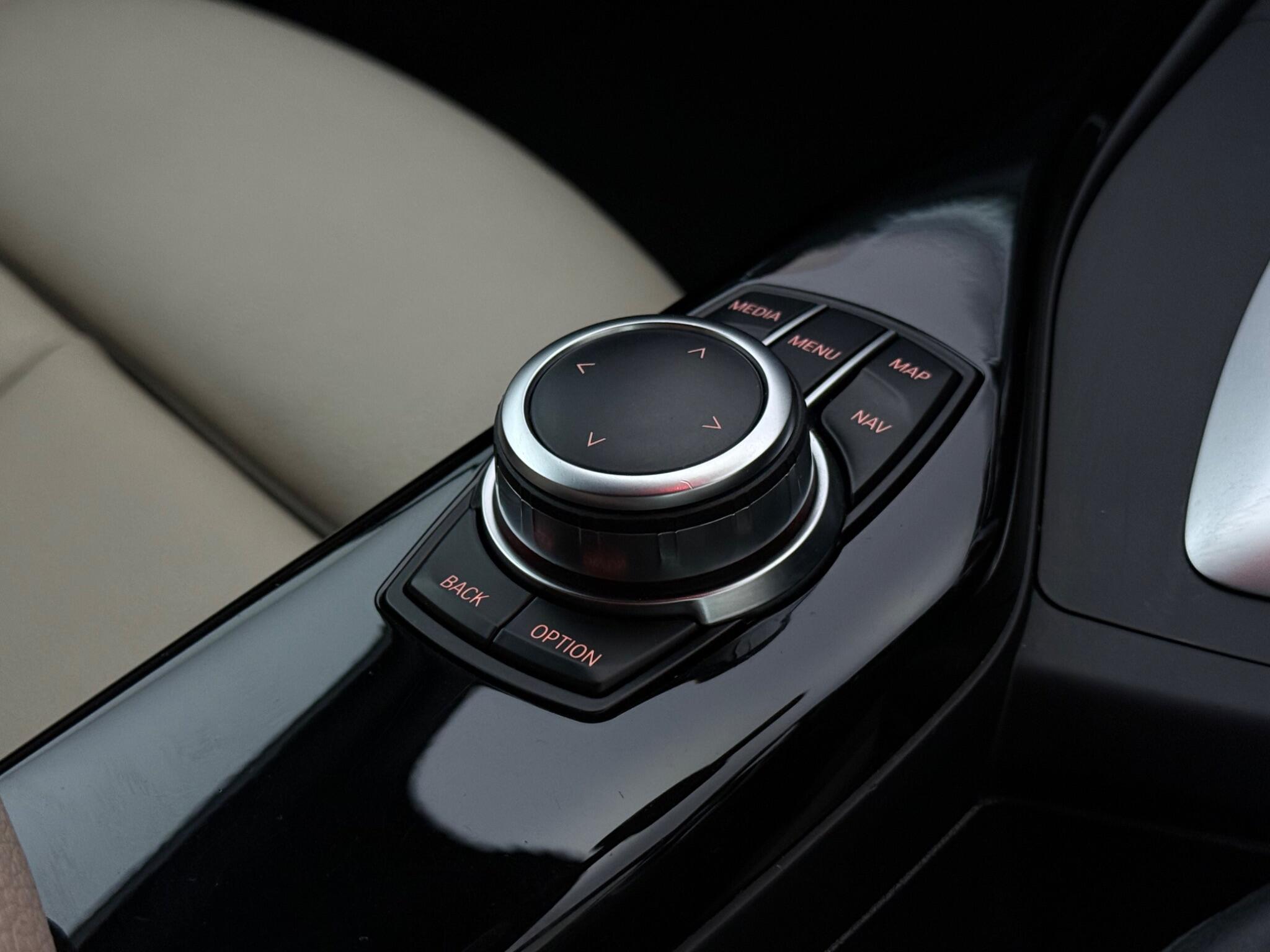 BMW 2 Series view 19