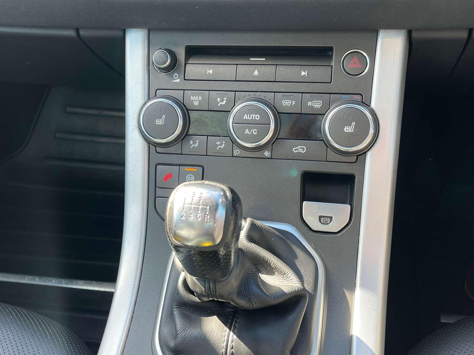 Land Rover Range Rover Evoque view 22