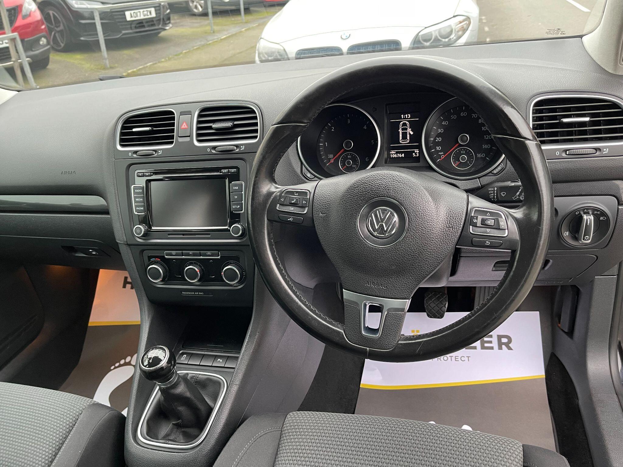 Volkswagen Golf view 25