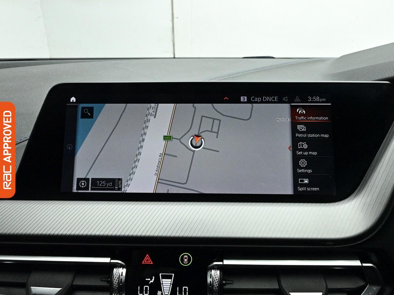BMW 1 Series view 3