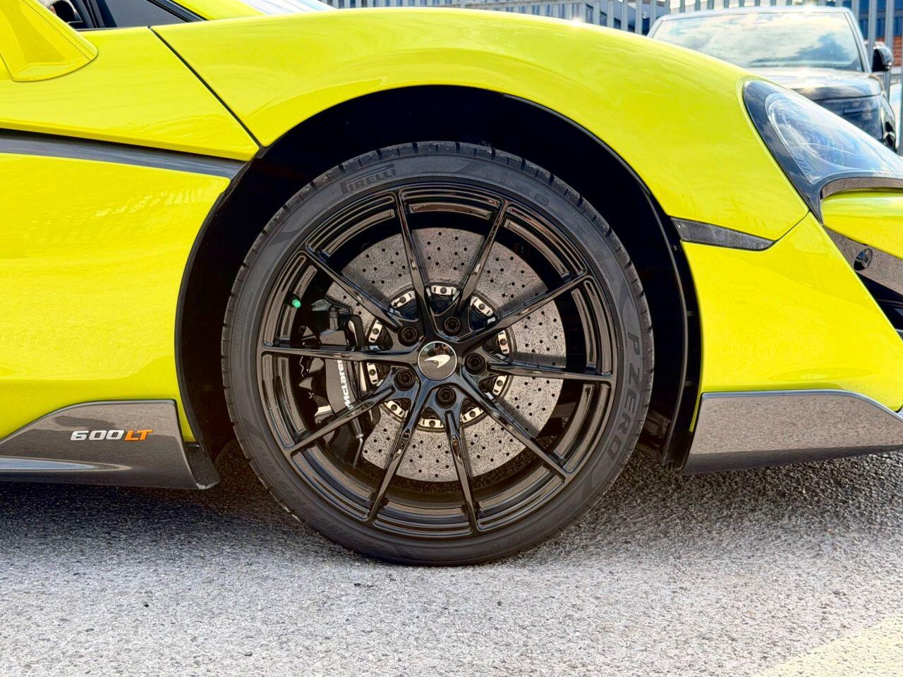 McLaren 600LT view 18
