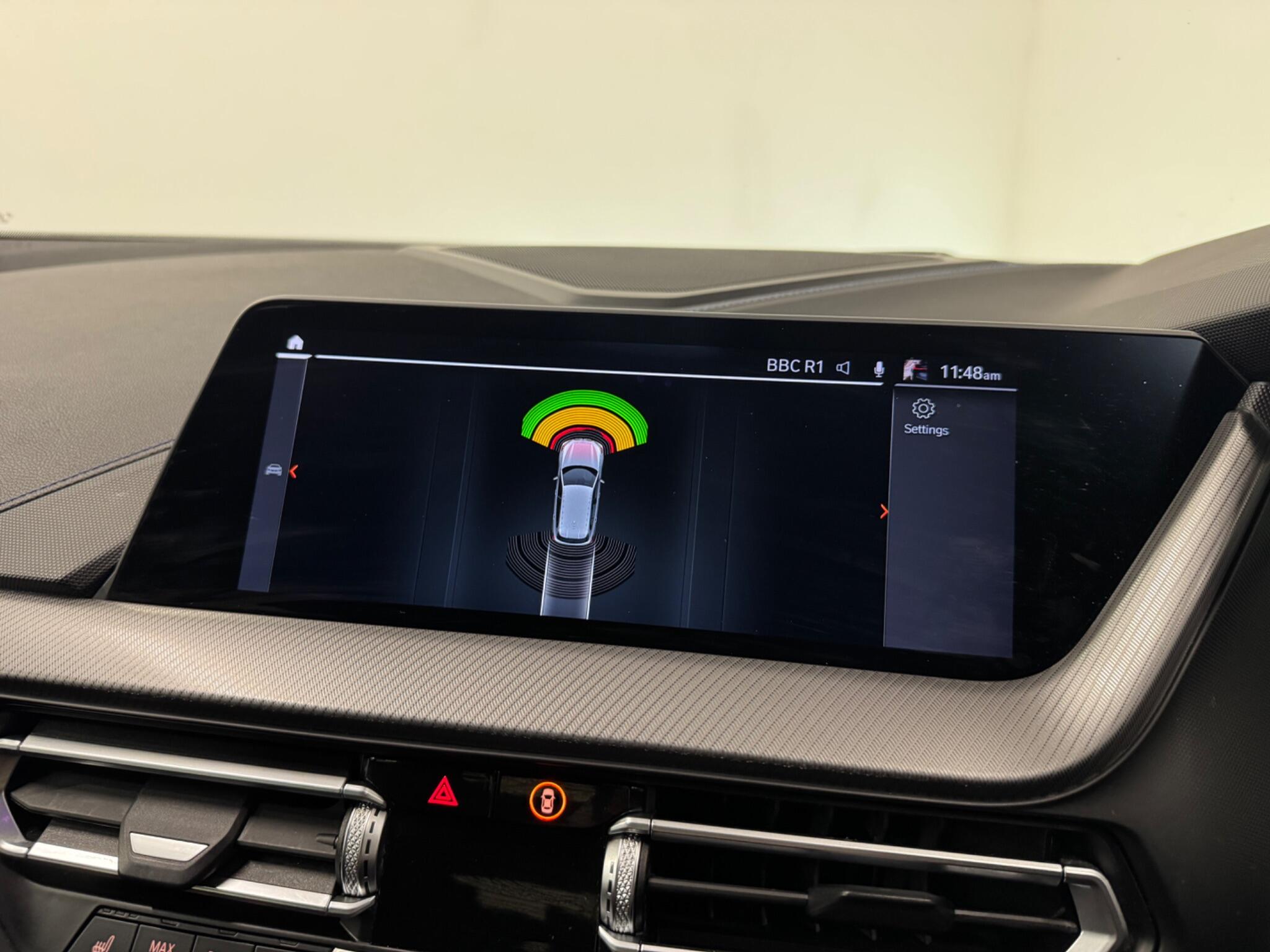BMW 1 Series view 23