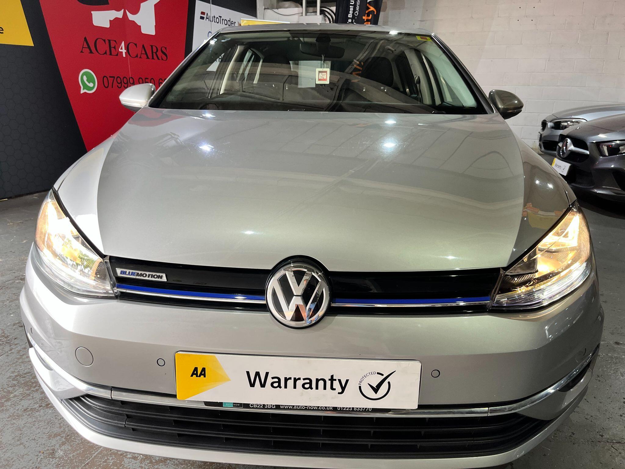 Volkswagen Golf view 70