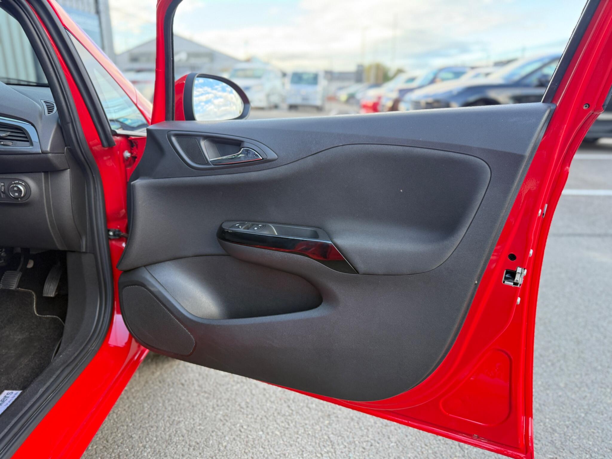 Vauxhall Corsa view 18