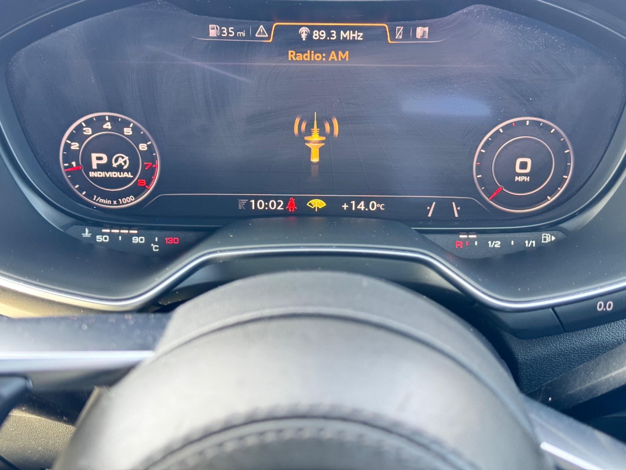 Audi TT view 30