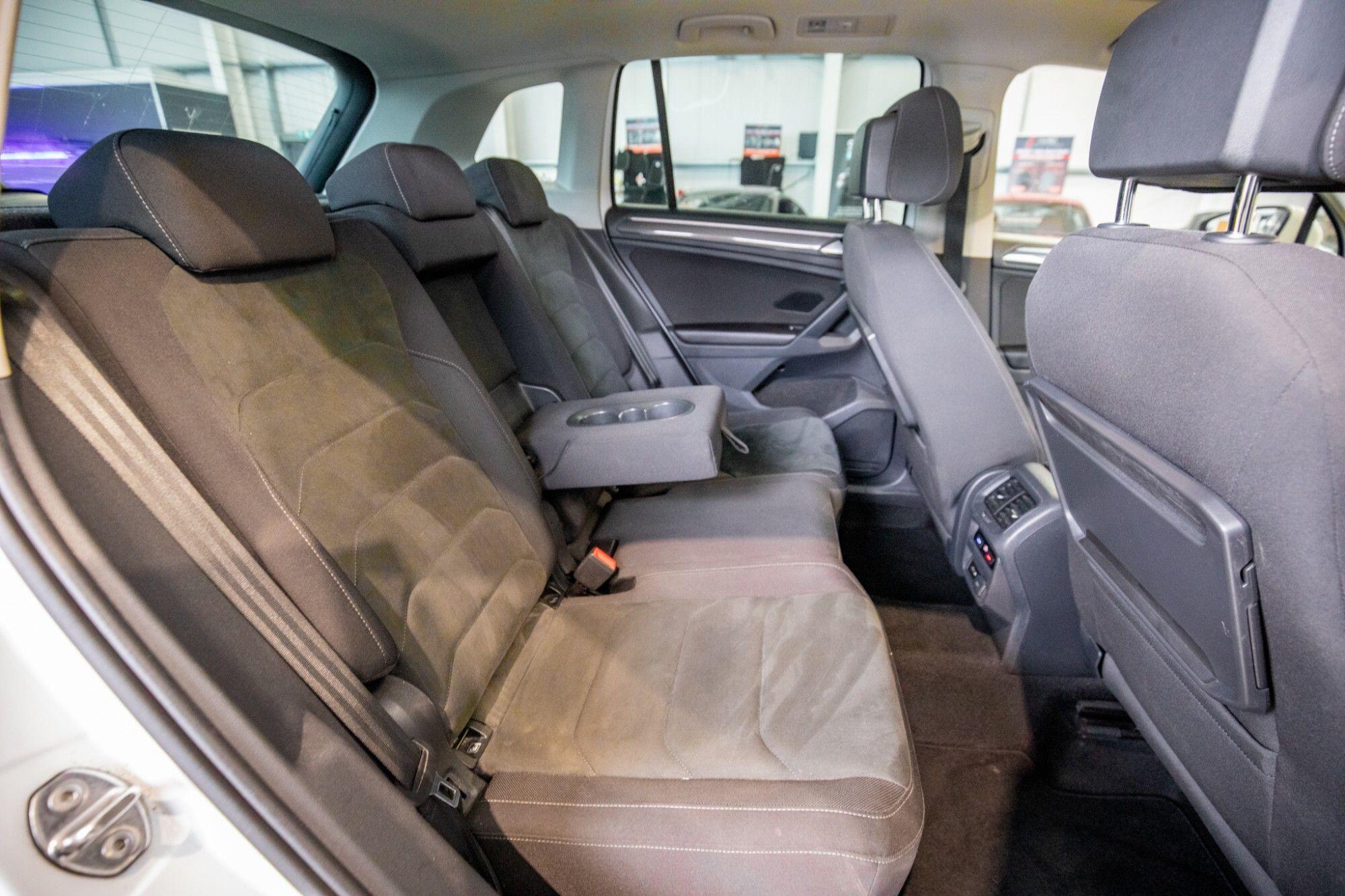 Volkswagen Tiguan view 14