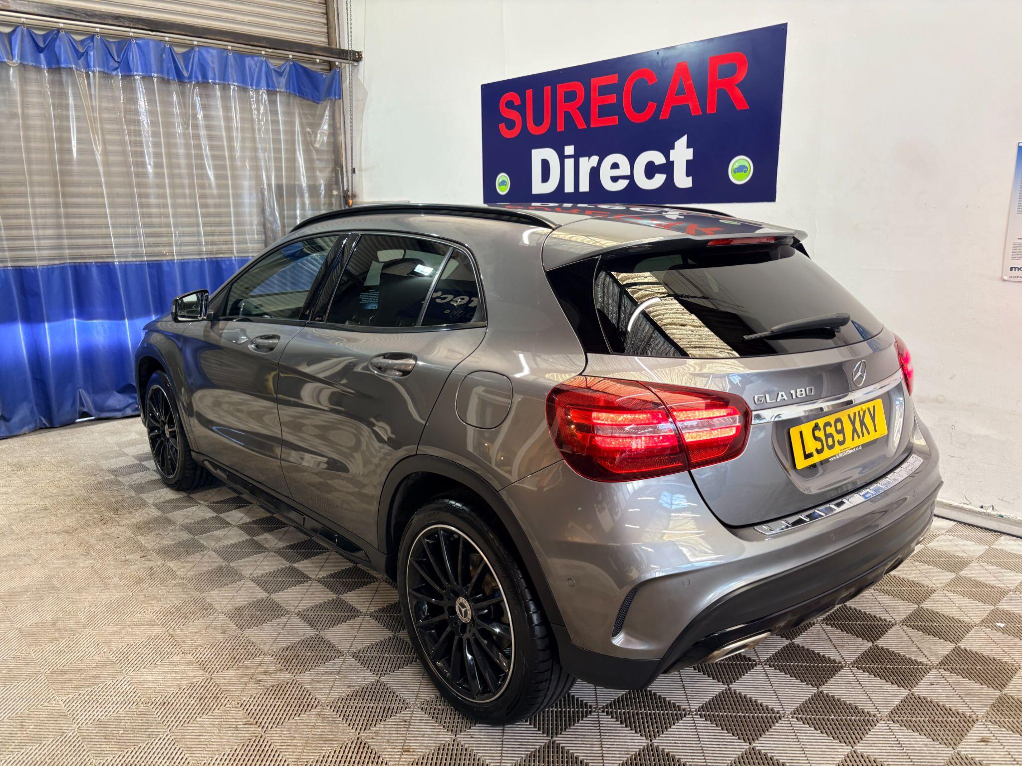 Mercedes-Benz Gla view 2