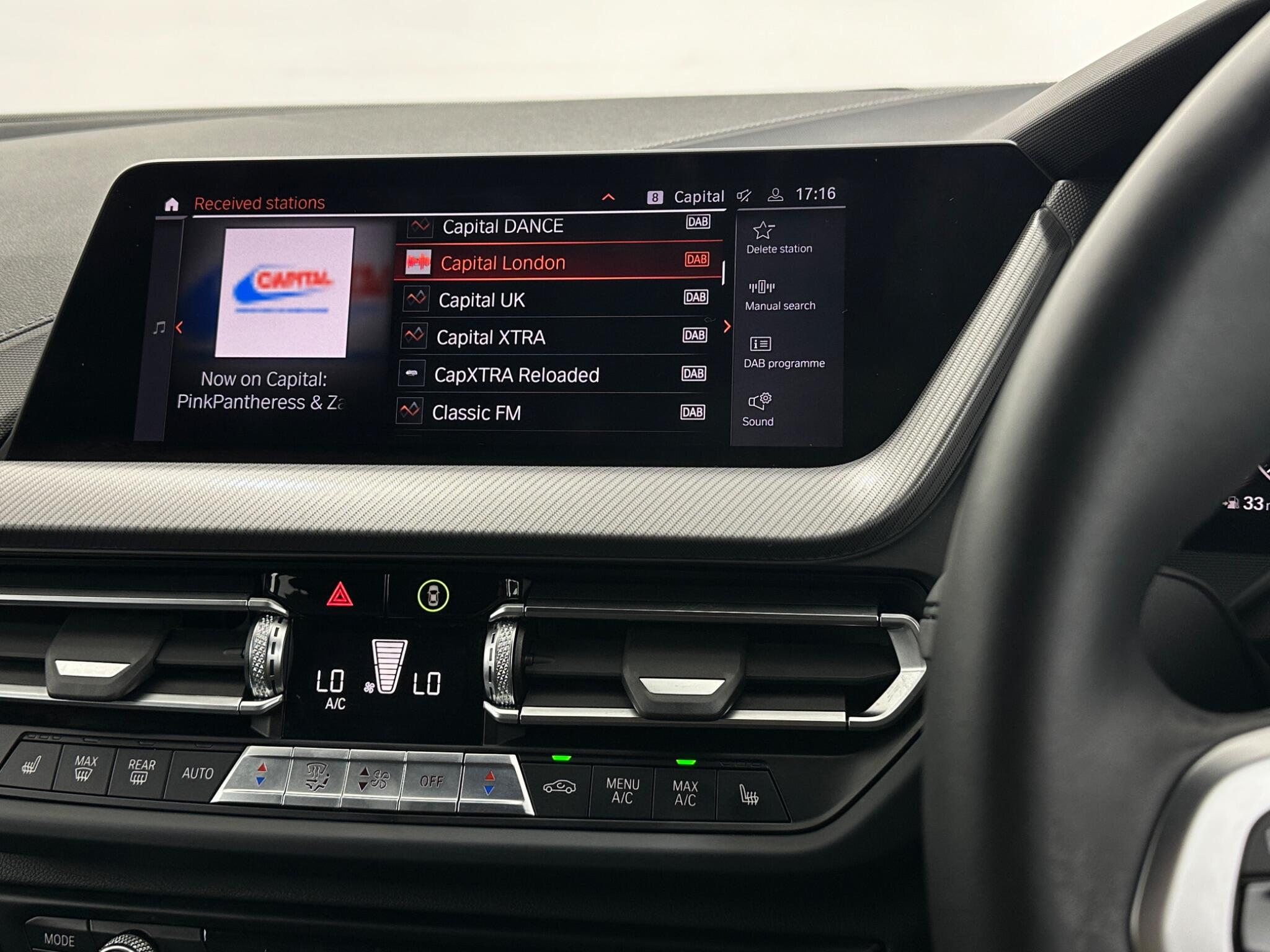 BMW 1 Series view 27