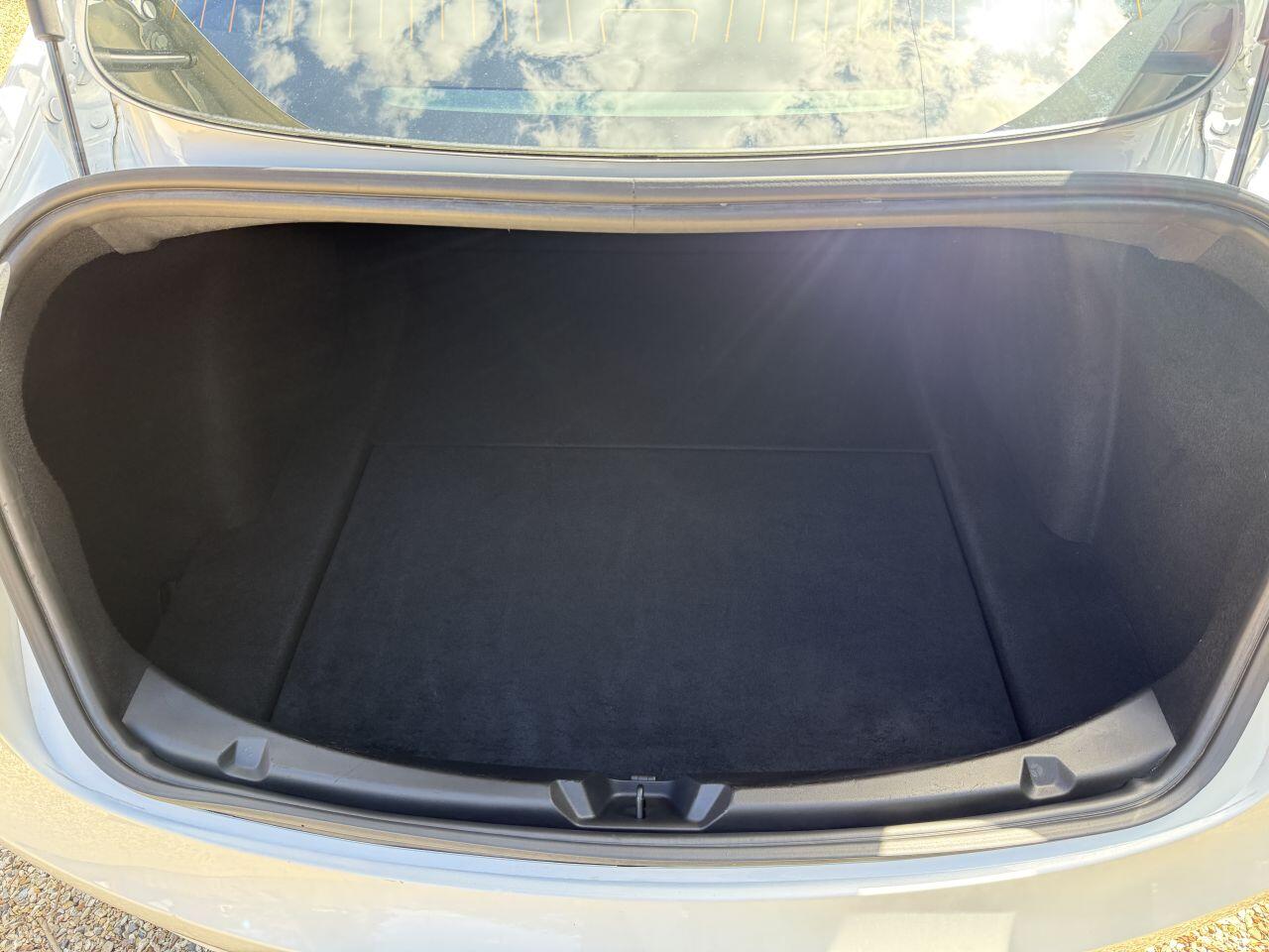 Tesla Model 3 view 38