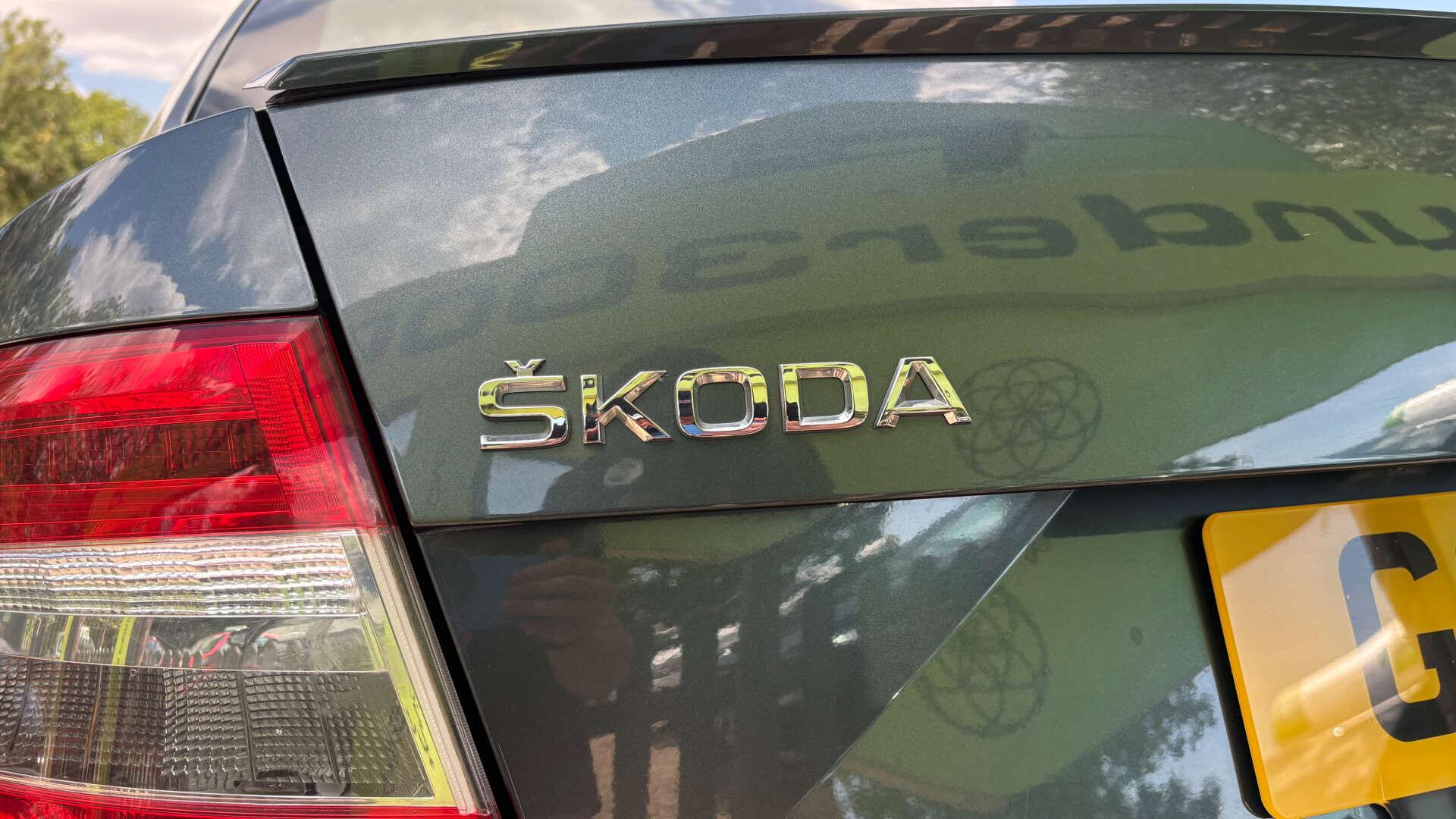 Skoda Octavia view 45