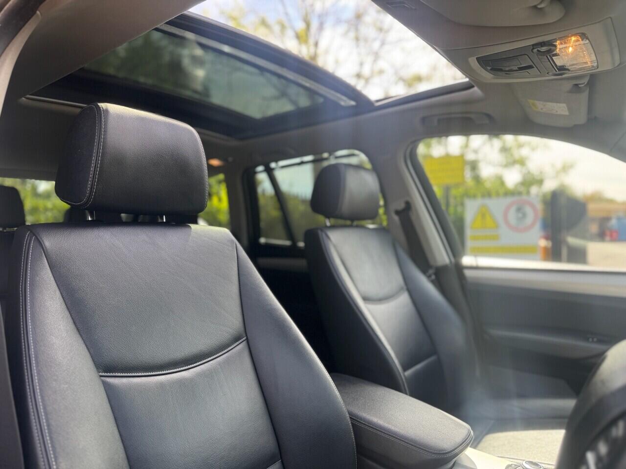 BMW X3 view 17