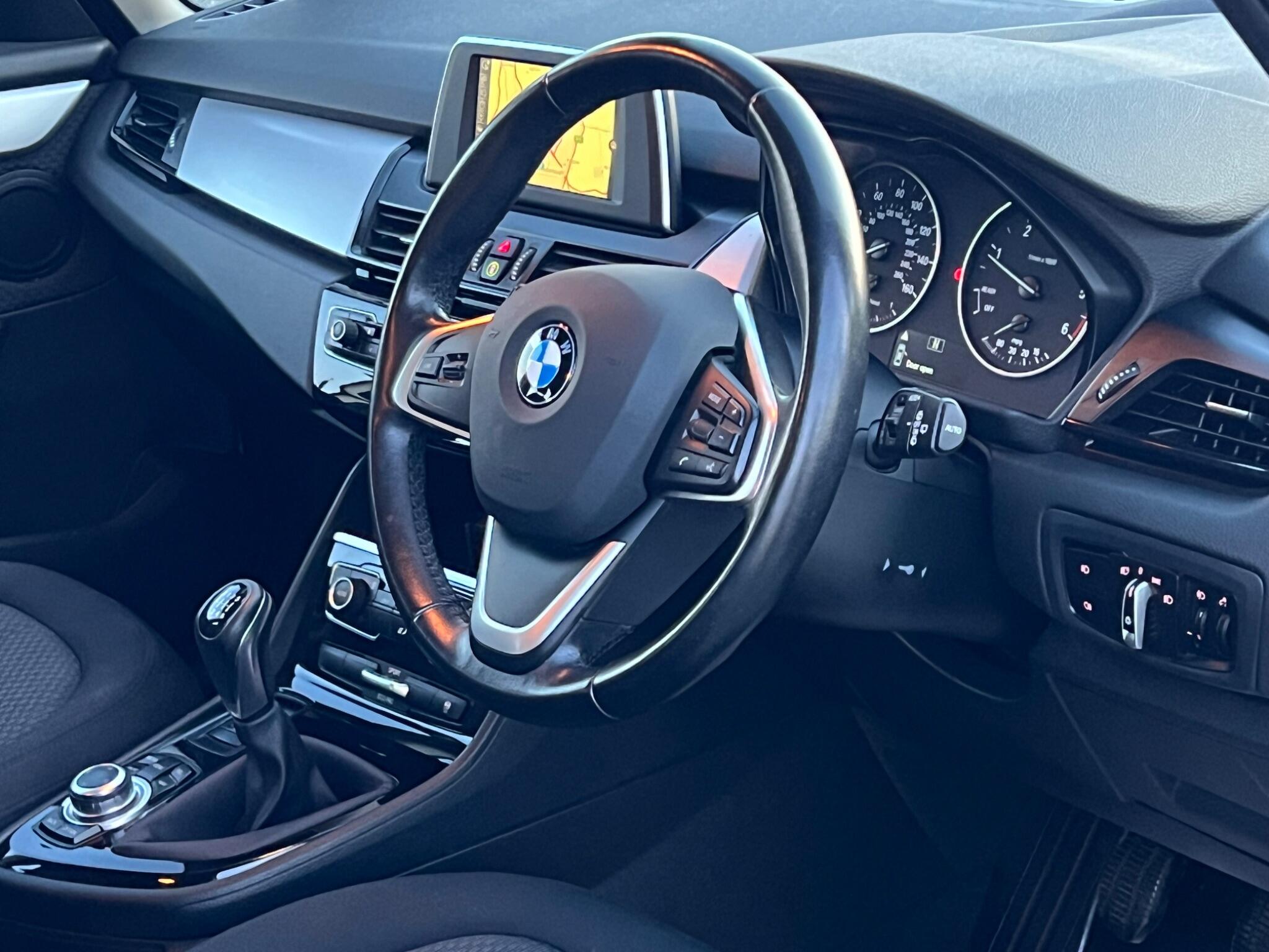 BMW 2 Series Active Tourer view 38