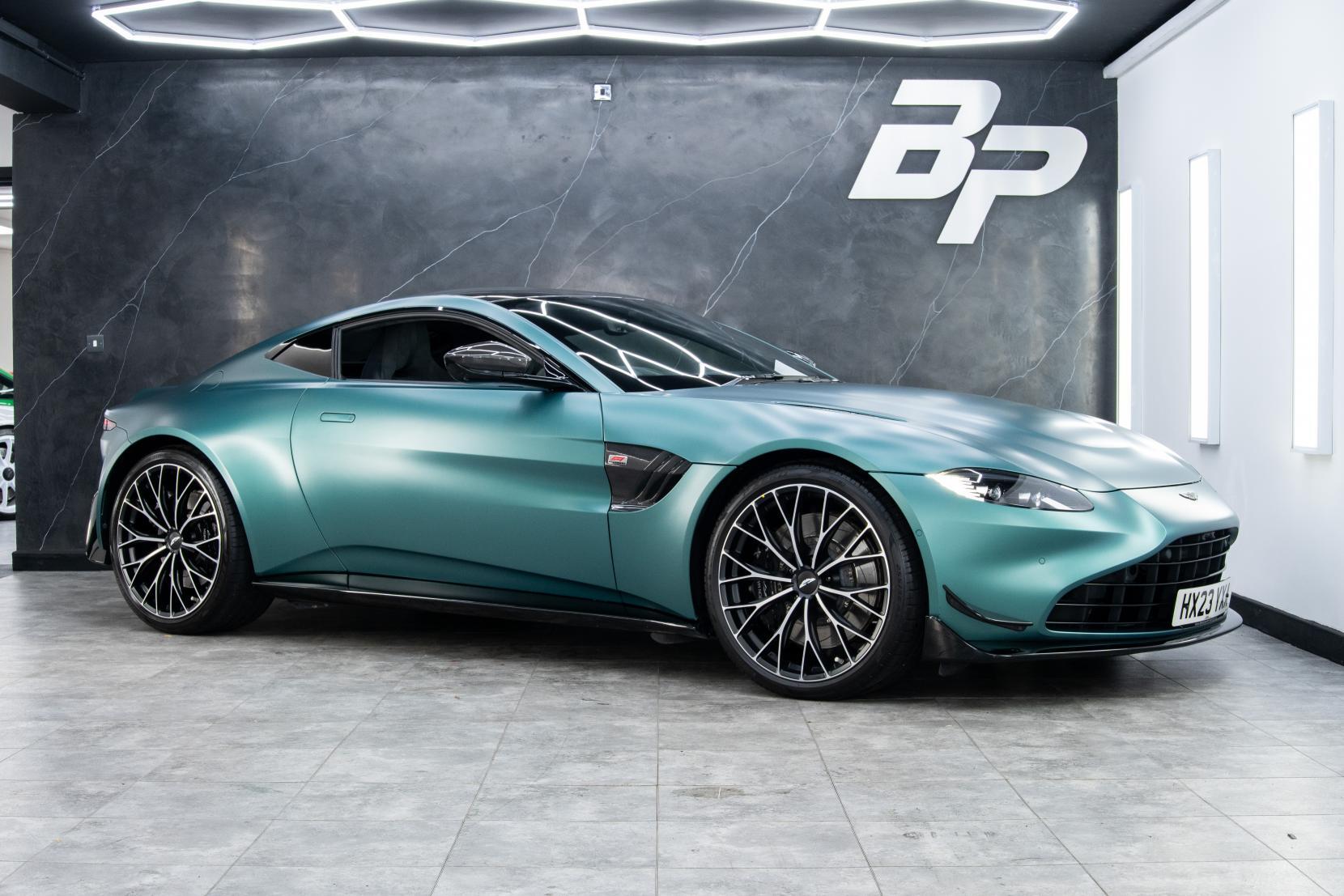 Aston Martin Vantage main image