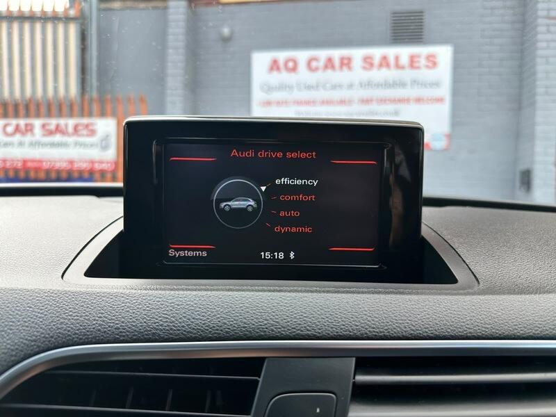 Audi Q3 view 25
