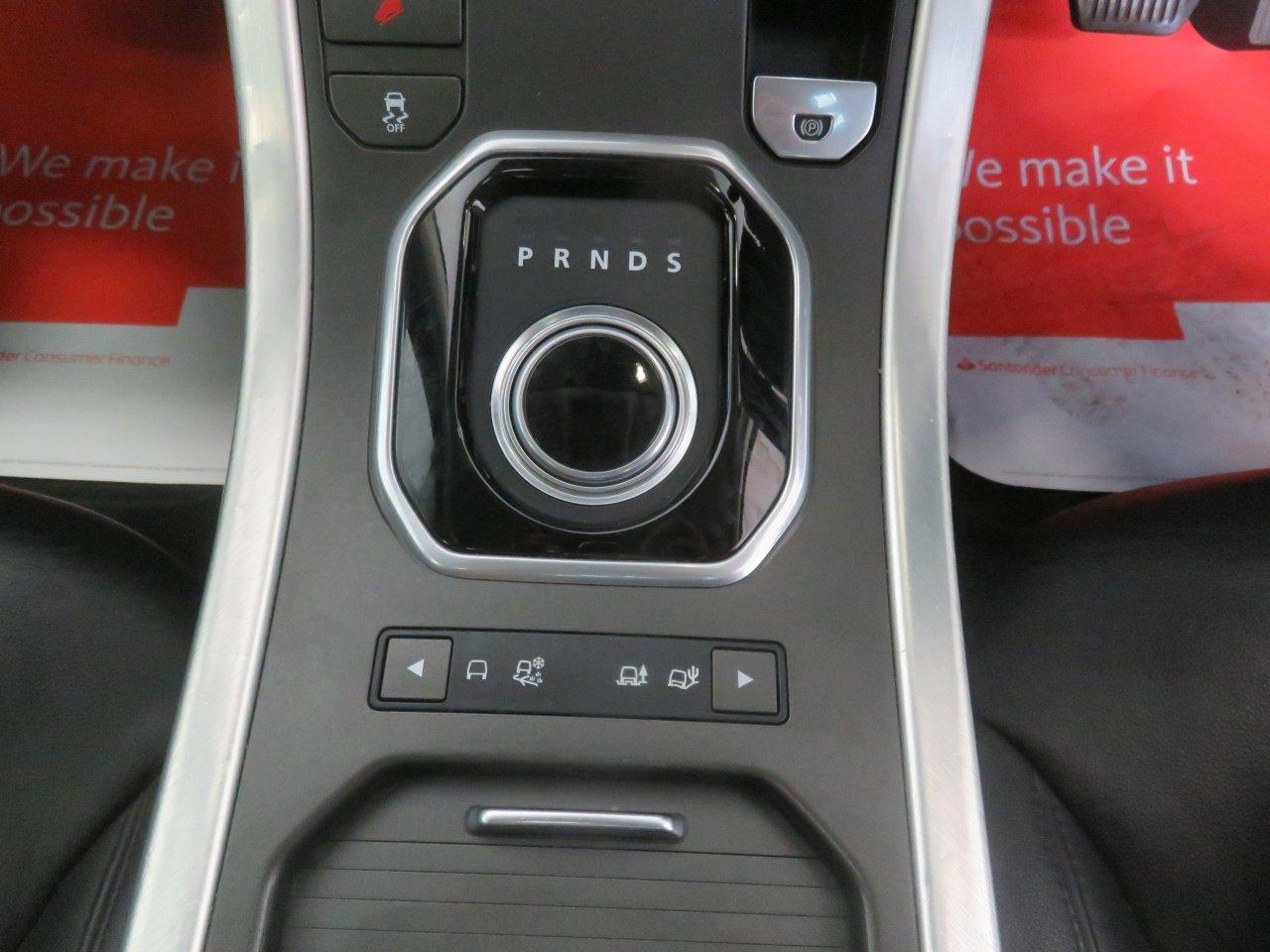 Land Rover Range Rover Evoque view 42