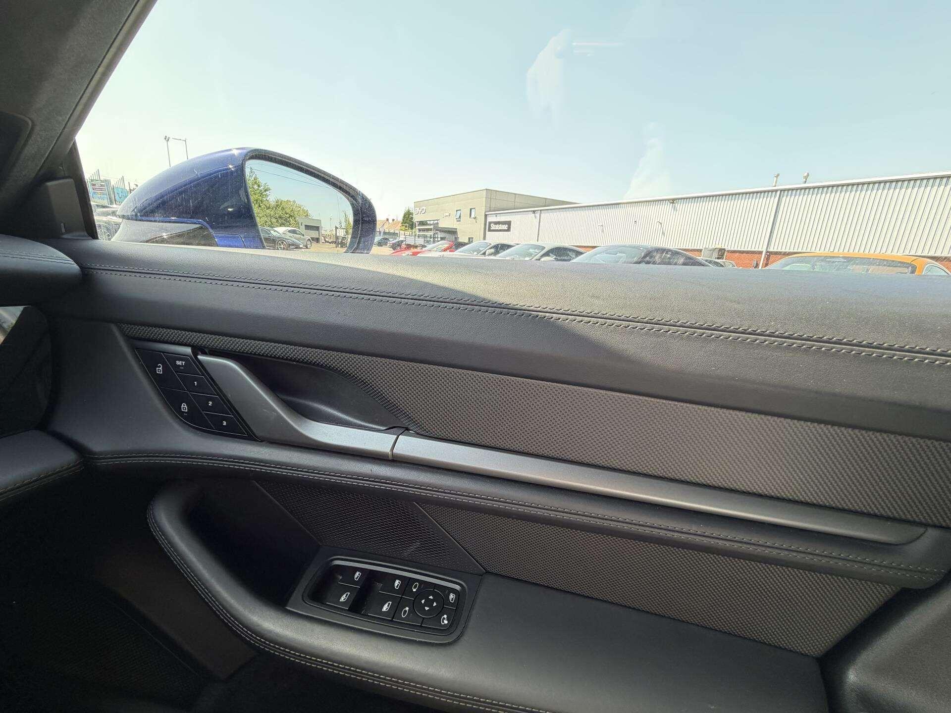 Porsche Taycan view 29